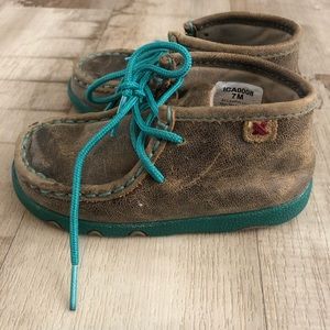 Twisted X size 7 boy shoes